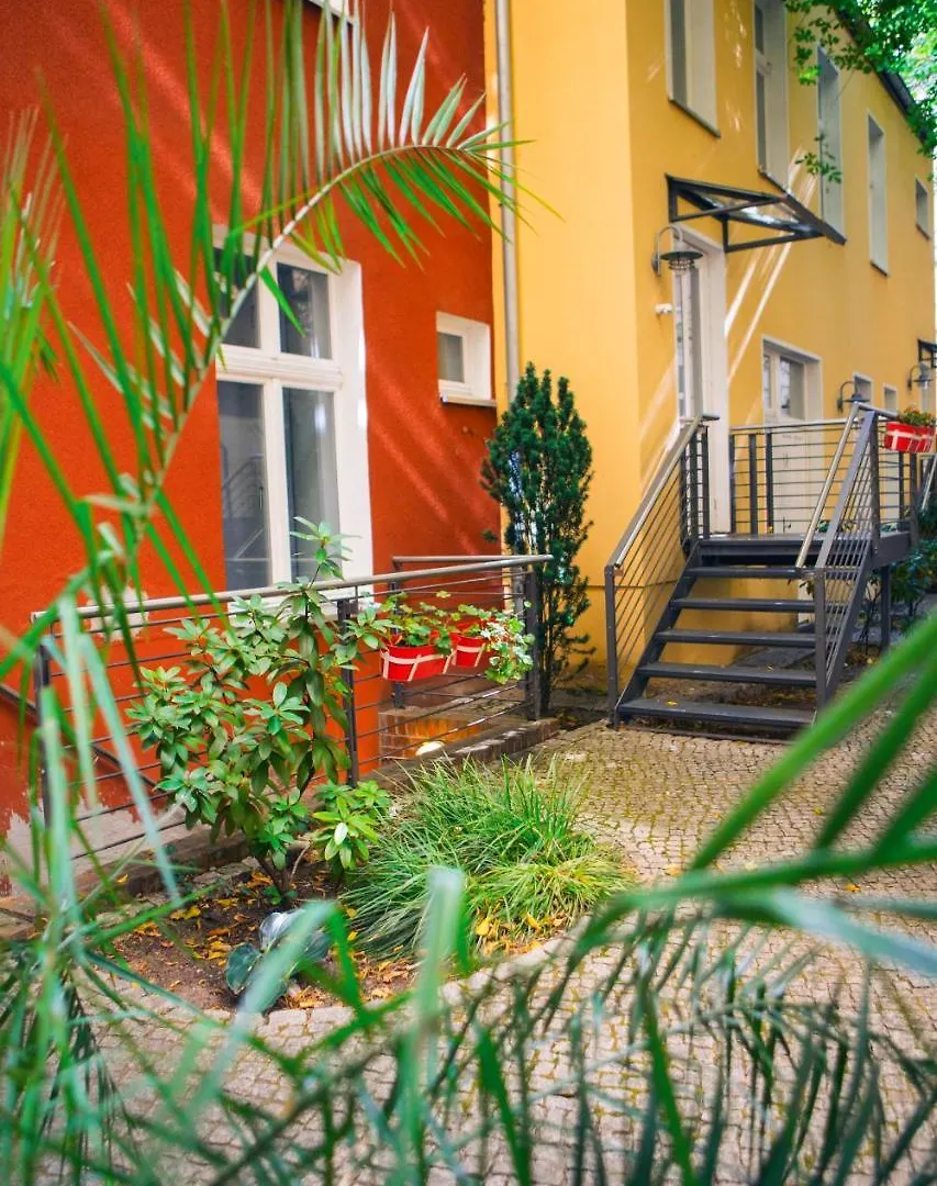 Pension Peters - Das Andere Hotel Берлин 3*,