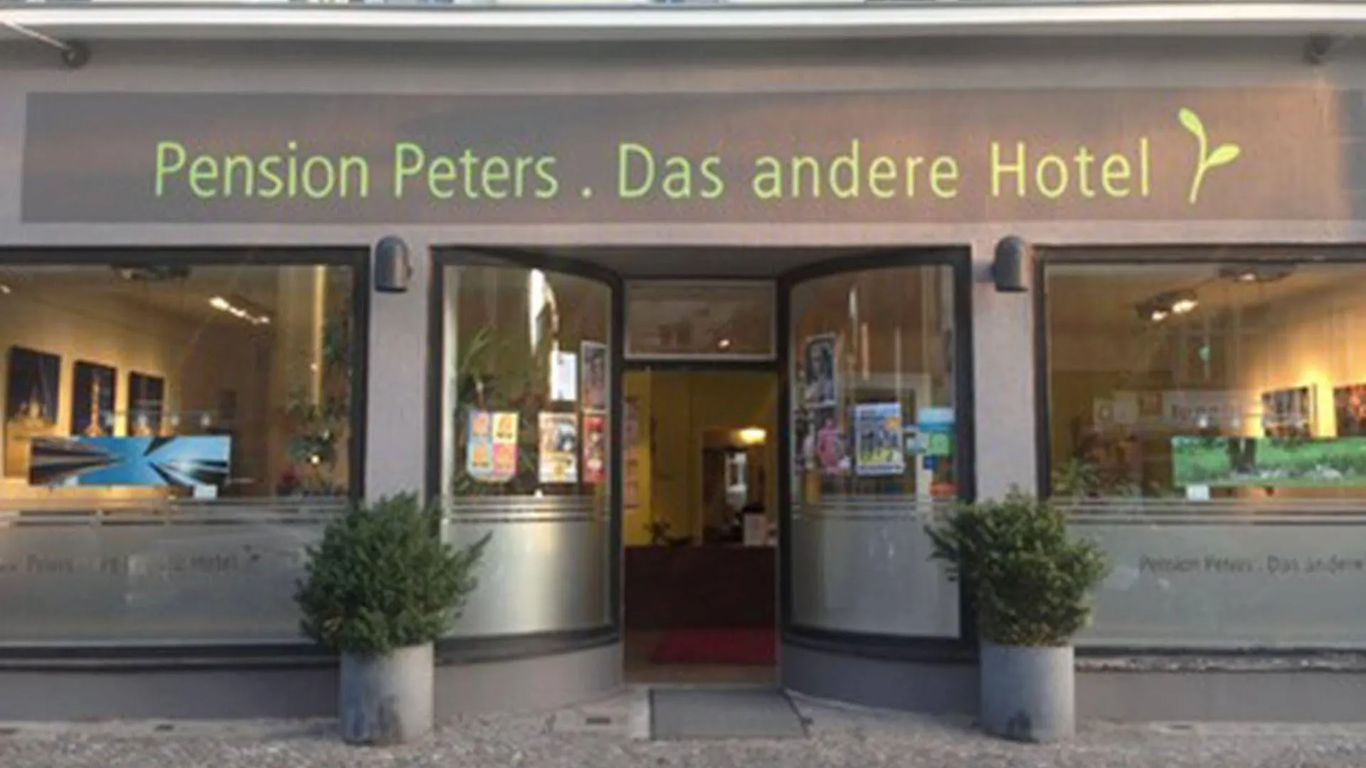 ***  Pension Peters - Das Andere Hotel Berlijn Duitsland